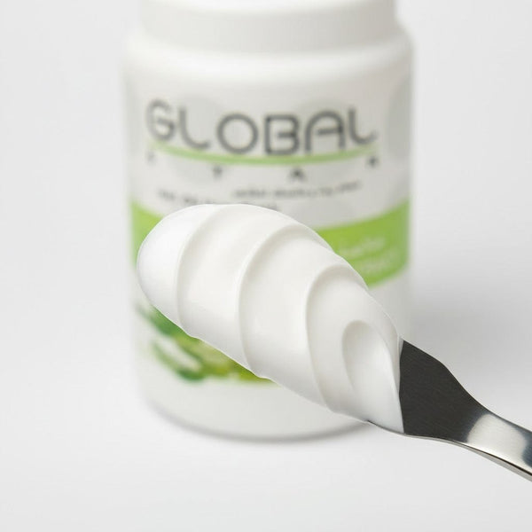 قناع الشعر بالزيت الساخن من جلوبال ستار بخلاصة الصبار 1500 مل