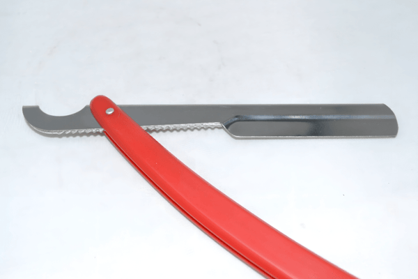 Globalstar High-Quality Straight Razor with Ergonomic Red Handle