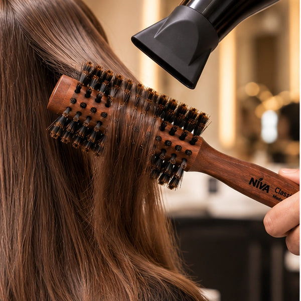 Close-Up of Niva Brushes Classic 146 Round Hair Brush 45mm Barrel and Bristles